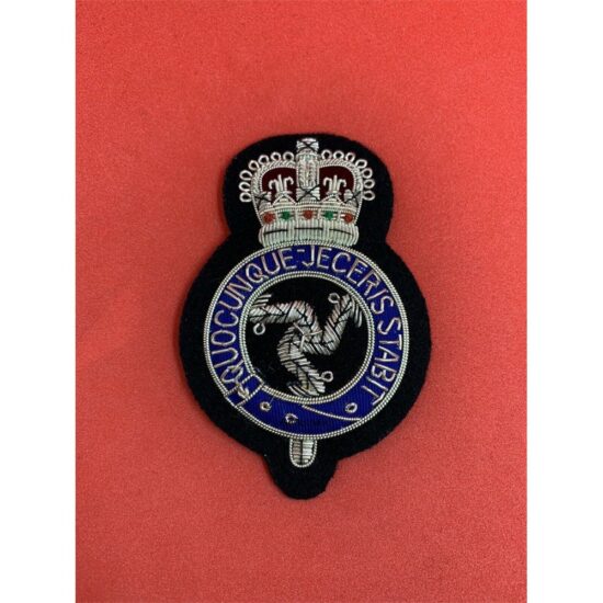 Isle-Of-Man-Police-Cap-Badge-Police-Hand-Embroidered-Bullion-Wire-Hat-Badge