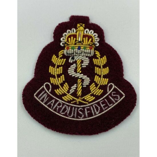 RAMC-Officers-Beret-Badge-Royal-Army-Medical-Corps-Bullion-Wire-Badge-on-Maroon